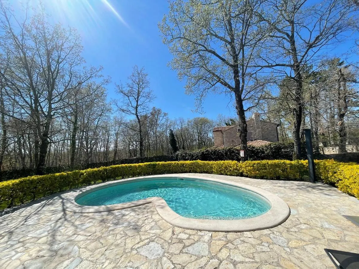 Villa Elaya Brecevici