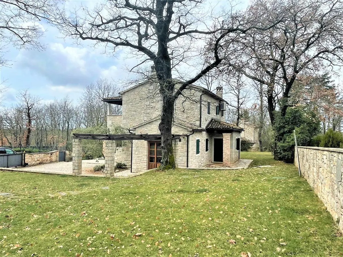 Villa Elaya Brecevici